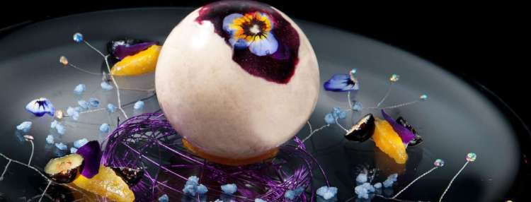 mgm-grand-restaurant-joel-robuchon-signature-dessert-sphere