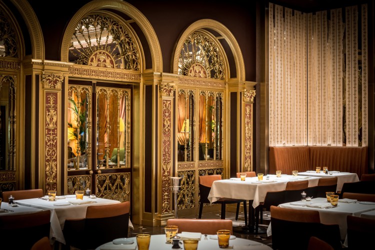 The-Grill-at-The-Dorchester-original-doors-High-Res