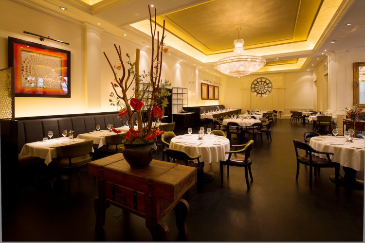 67236041-H1-Bombay_Brasserie